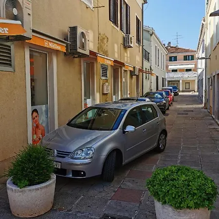 Mirta Deluxe: Seaside Serenity * Novigrad (Istria)