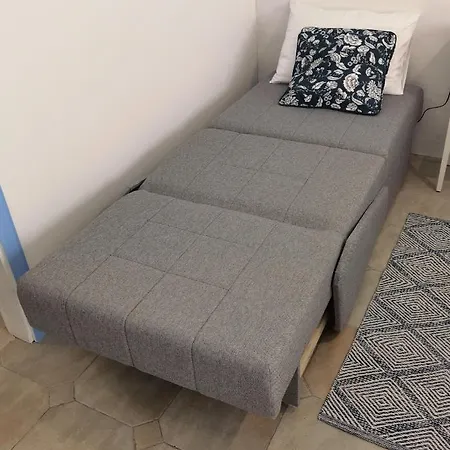 Apartment Mirta Deluxe: Seaside Serenity *