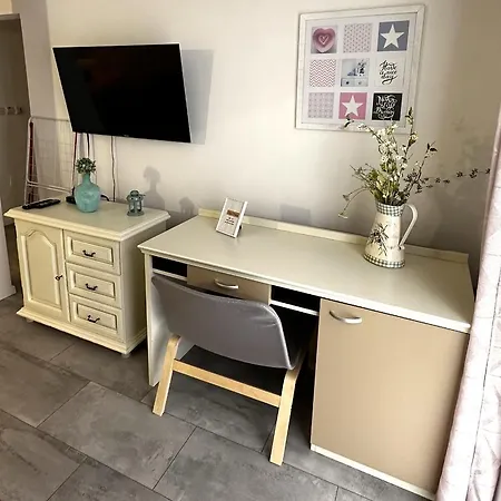Mirta Deluxe: Seaside Serenity Apartment *